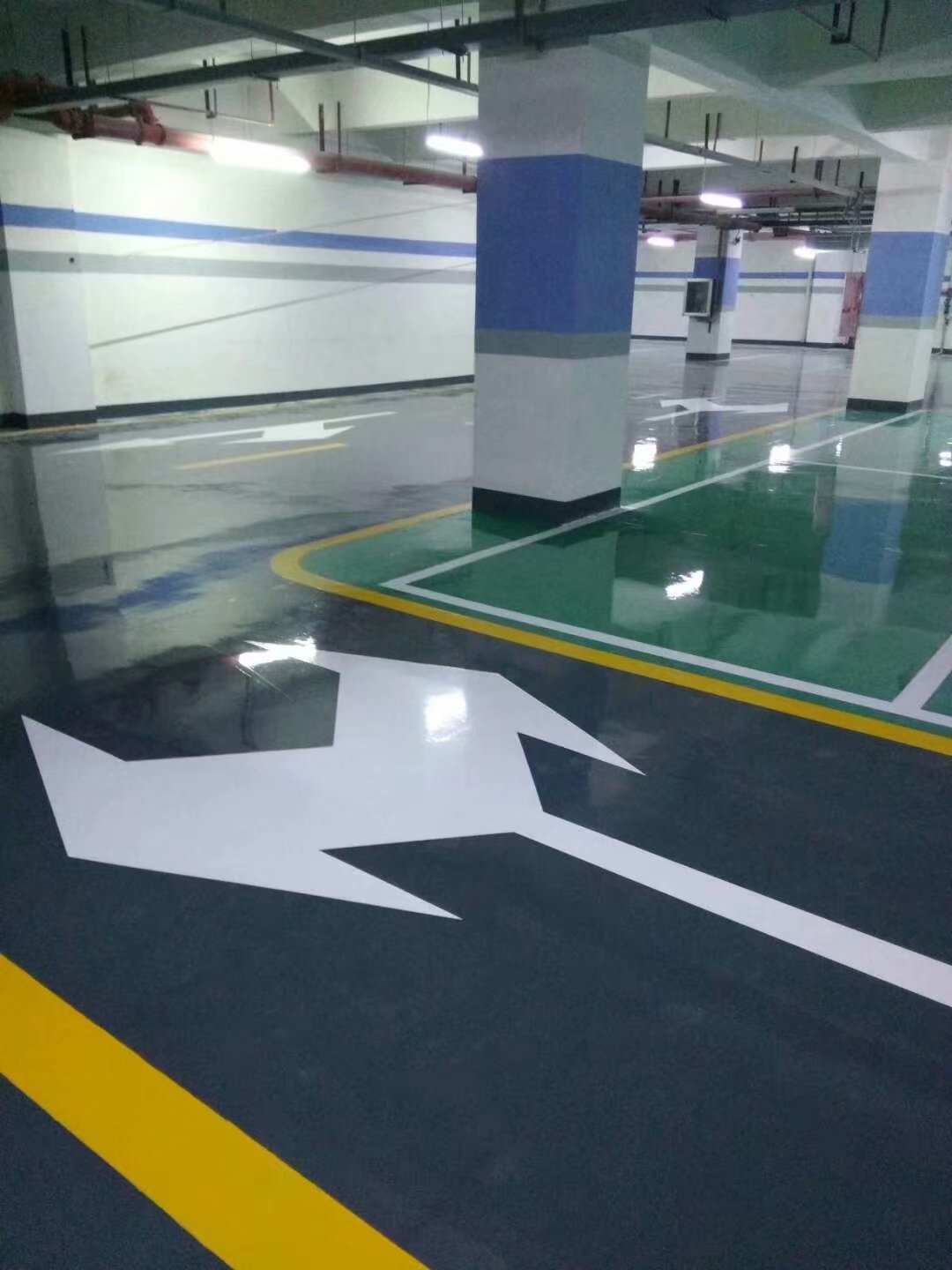 地坪施工小技巧_博歌建材上海環(huán)氧地坪