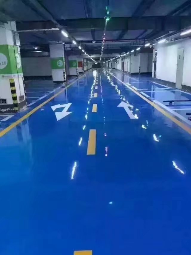 環(huán)氧地坪使眾多廠家的建筑更加和諧