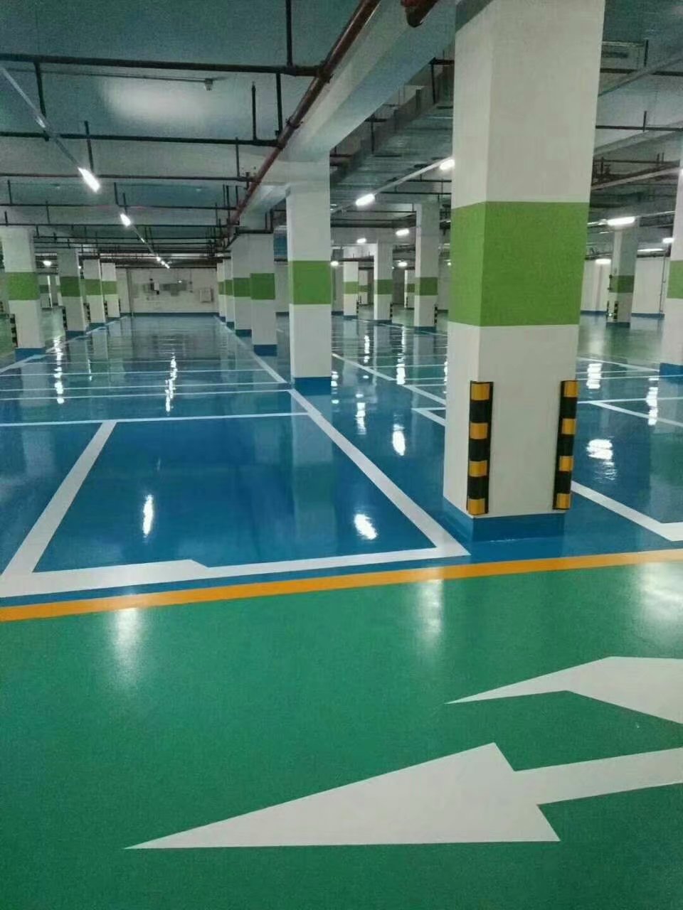 為何環(huán)氧地坪受地底停車場的青睞？